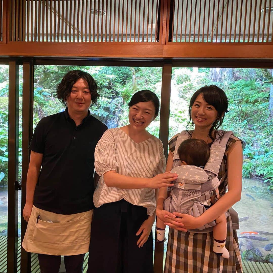 今井美穂さんのインスタグラム写真 - (今井美穂Instagram)「ブログ更新しました😊﻿ ﻿ この前お邪魔した﻿ 阿賀野市で泉質と雰囲気抜群の温泉と﻿ 地元の美味しいものの数々💕﻿ ﻿ 食べむら真っ最中の息子も﻿ 美味しく頂きました😁﻿ ﻿ ﻿ #ブログ更新しました﻿ #インスタトップのリンクから﻿ #阿賀野市﻿ #湯本館﻿ #貸切風呂﻿ #ラジウム温泉﻿ #川上とうふ﻿ #阿賀野屋﻿ #新鮮卵﻿ #1歳4ヶ月﻿ #食べむら問題」6月11日 18時37分 - imaimiho1209