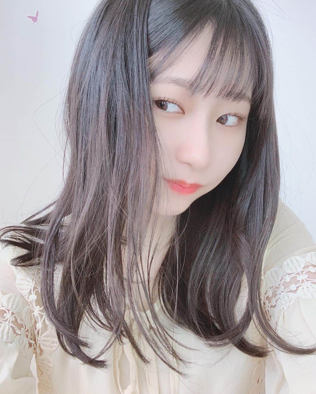 伊藤優絵瑠さんのインスタグラム写真 - (伊藤優絵瑠Instagram)「久しぶりに髪の毛巻いたぁ〜☺︎ ・ ・ #巻き髪 #巻き髪アレンジ」6月11日 18時43分 - yueruito_1024