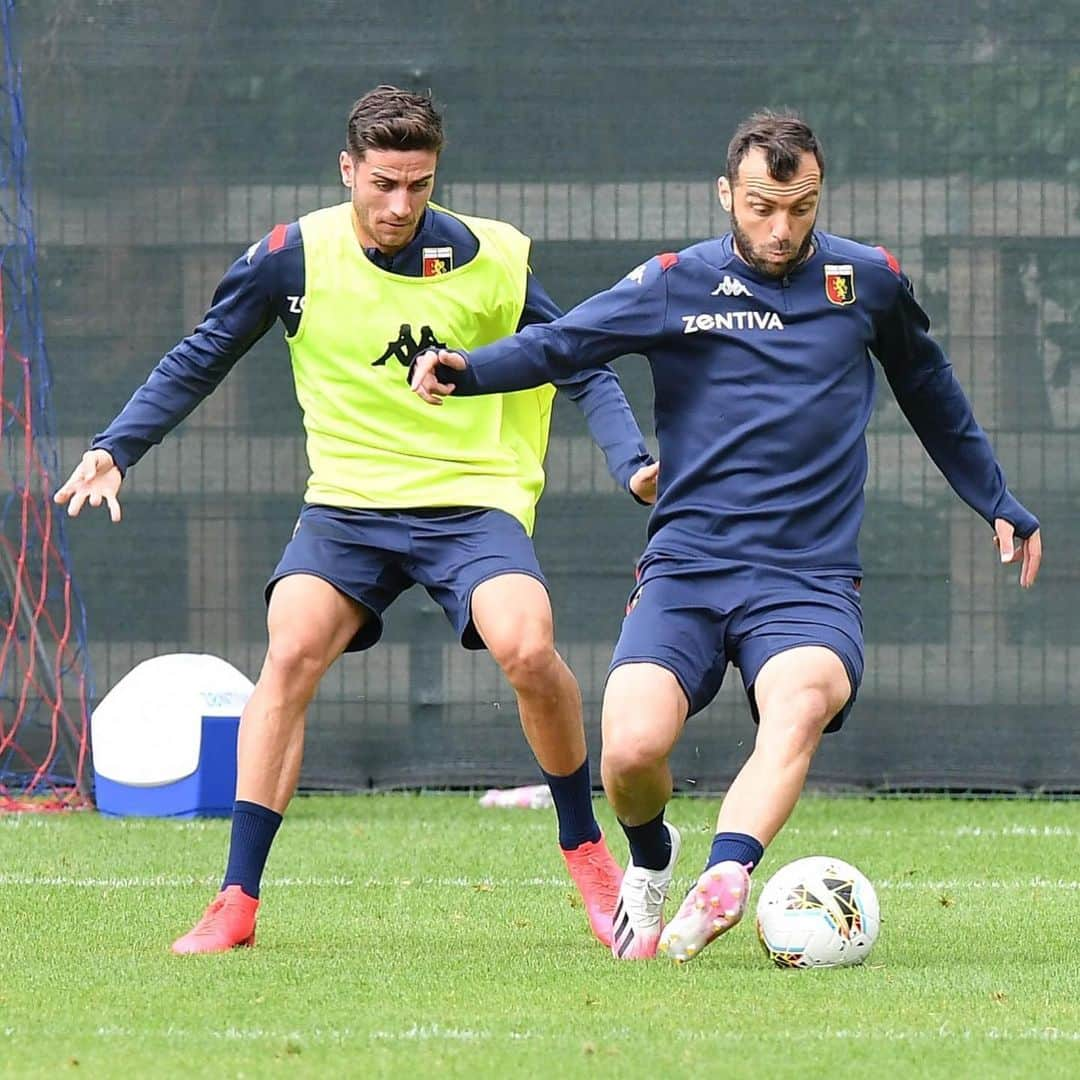 パオロ・ギリオーネのインスタグラム：「#training @genoacfcofficial」