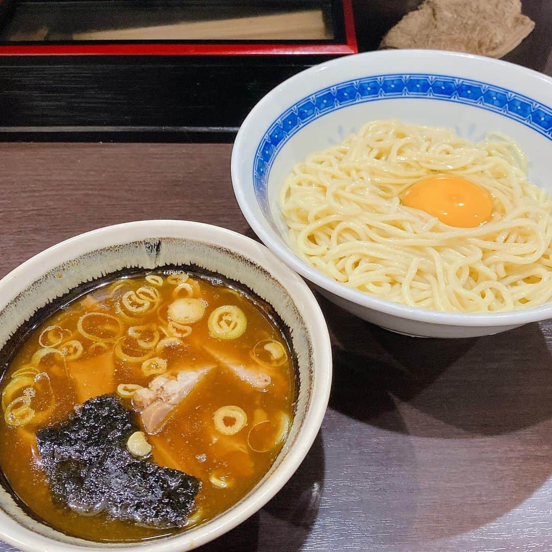 金巻ともこのグルメインスタ