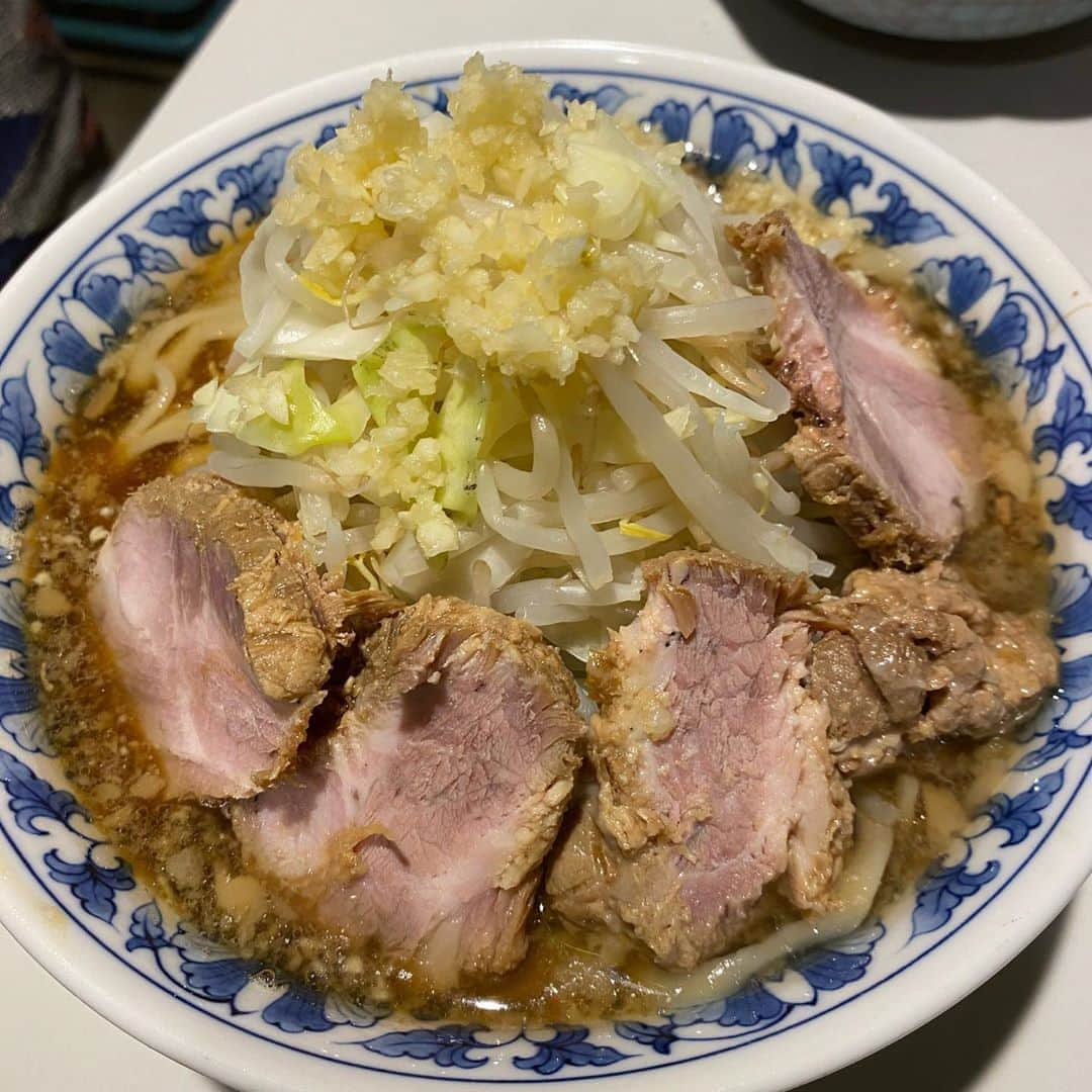 宮川大輔さんのインスタグラム写真 - (宮川大輔Instagram)「#ラーメン二郎 #テイクアウト #うますぎたぁ」6月11日 20時04分 - miyagawadai