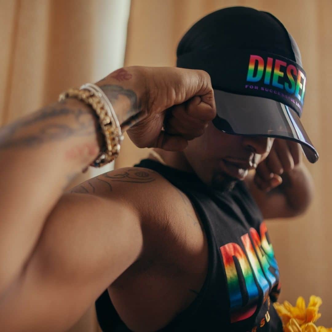 ディーゼルのインスタグラム：「“I’m SHUGGA. I‘m a Proud Black Male. My Sexuality Is Fluid And I‘m Proud Of That.” Each one of us is diverse and Diesel is proud to support any kind of diversity. Thanks @ianisiah #ForSuccessfulLoving #Pride2020 #DieselPride #Pride #PrideMonth」