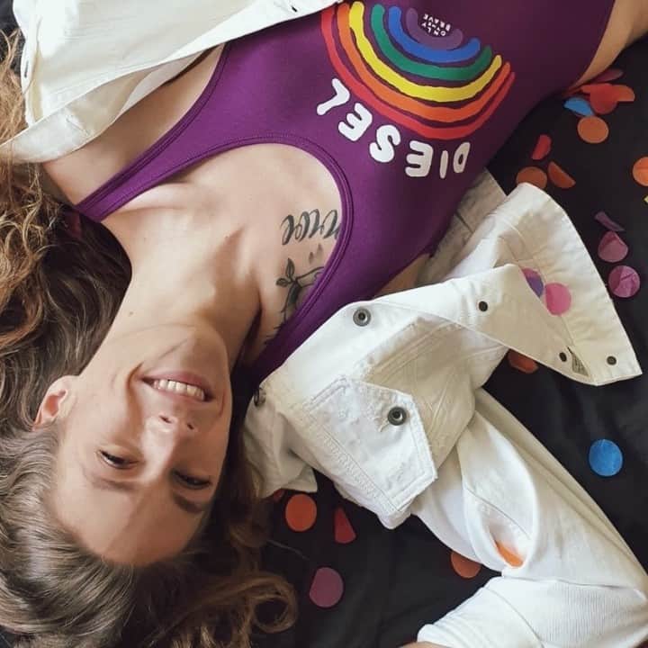 ディーゼルのインスタグラム：「“My name is Harlow. I’m a model, and I’m transgender. I’m proud to be different, the world needs diversity.” Each one of us is diverse and Diesel is proud to support any kind of diversity. Thanks @harlow.rose.monroe #ForSuccessfulLoving #Pride2020 #DieselPride #Pride #PrideMonth」