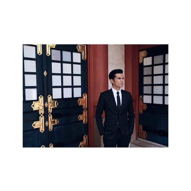 尚玄のインスタグラム：「梅雨入り前の、ある晴れた昼下り。 Photo by @kristofsagna #Fashion #Shooting #Photography #Suit #Style #Sumo #Shrine」