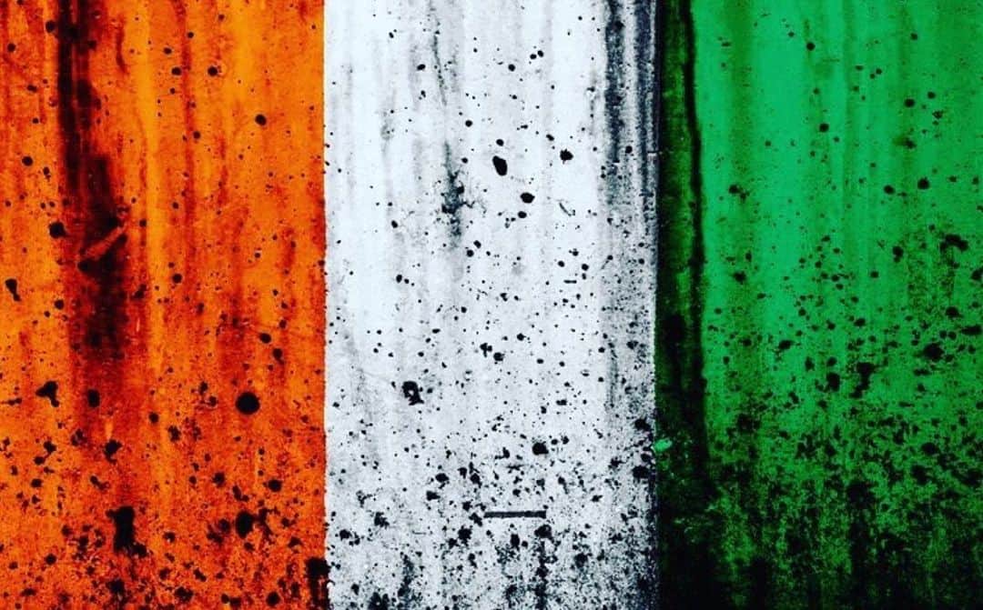 ディディエ・ドログバのインスタグラム：「En mémoire de nos vaillants soldats tombés en défendant la nation 🇨🇮🇨🇮🇨🇮🇨🇮🇨🇮🇨🇮🇨🇮🇨🇮🇨🇮🇨🇮🇨🇮🇨🇮🇨🇮🇨🇮🇨🇮🇨🇮🇨🇮🇨🇮🇨🇮🇨🇮🇨🇮🇨🇮🇨🇮🇨🇮🇨🇮🇨🇮🇨🇮🇨🇮🇨🇮🇨🇮🇨🇮 Mes condoléances à toutes nos familles touchées de près ou de loin par ce drame 🙏🏾🙏🏾🙏🏾 Que Dieu protège notre cher pays」