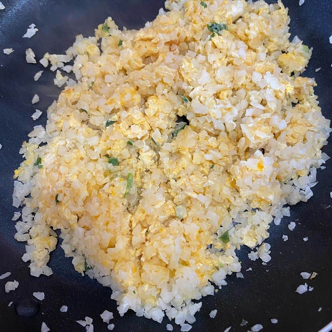 高木三四郎さんのインスタグラム写真 - (高木三四郎Instagram)「最近ハマって食べてる #カリフラワーライス  なかなか奥が深い食べ物です。」6月12日 7時07分 - t346fire