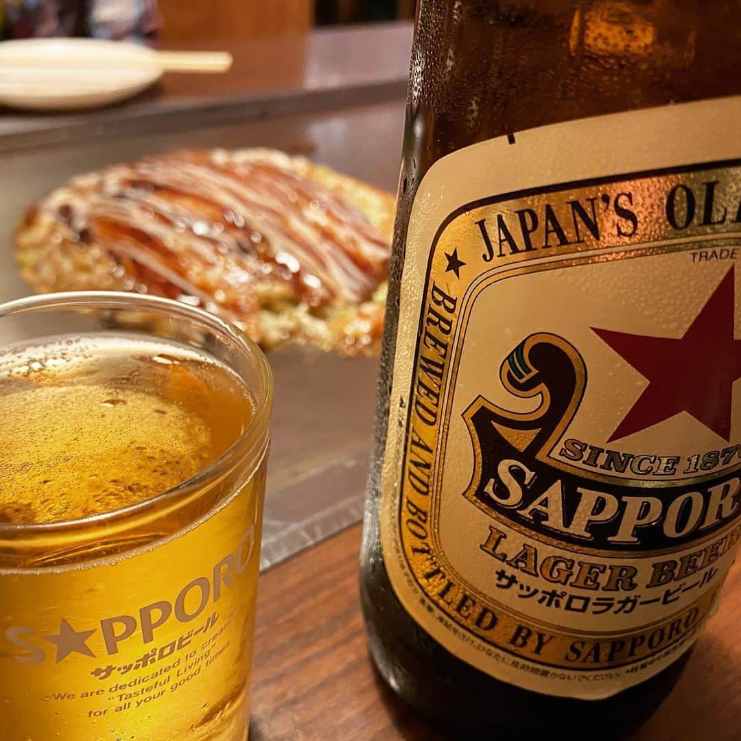 ひぐち君さんのインスタグラム写真 - (ひぐち君Instagram)「お好み焼きとマリアージュ🍺 #お好み焼き #okonomiyaki  #サッポロビール  #beer  #wineexpert  #tokyo」6月11日 23時05分 - higehiguchi