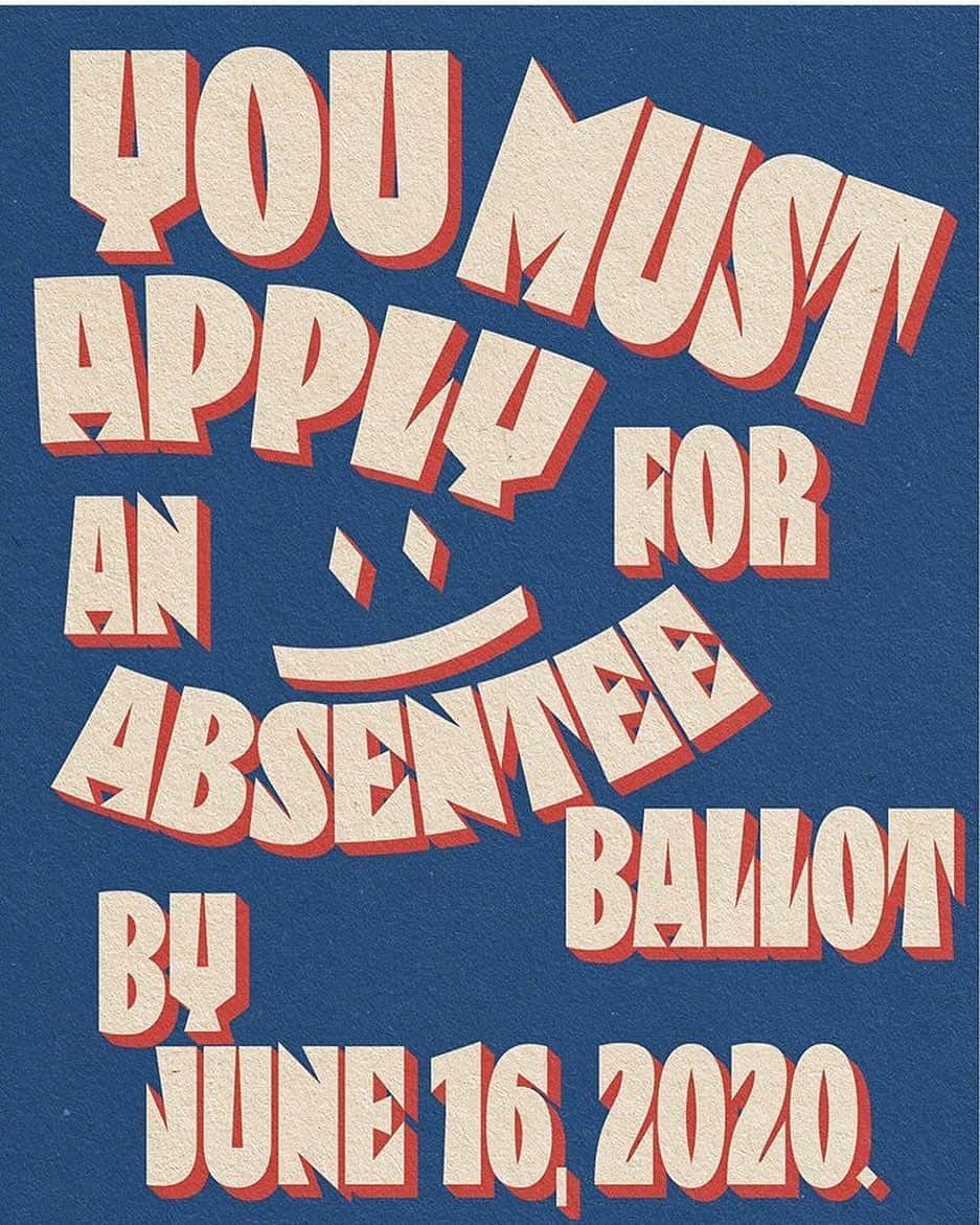 ロビン・ロード・テイラーのインスタグラム：「New Yorkers must apply for an absentee ballot by June 16! And even if you don’t live in NY, have you applied yet? Voting by absentee ballot is a safe, secure, and LEGAL way to exercise your Democratic right. Go to VoteAmerica.com to get it all sorted! Link in bio. ❤️」