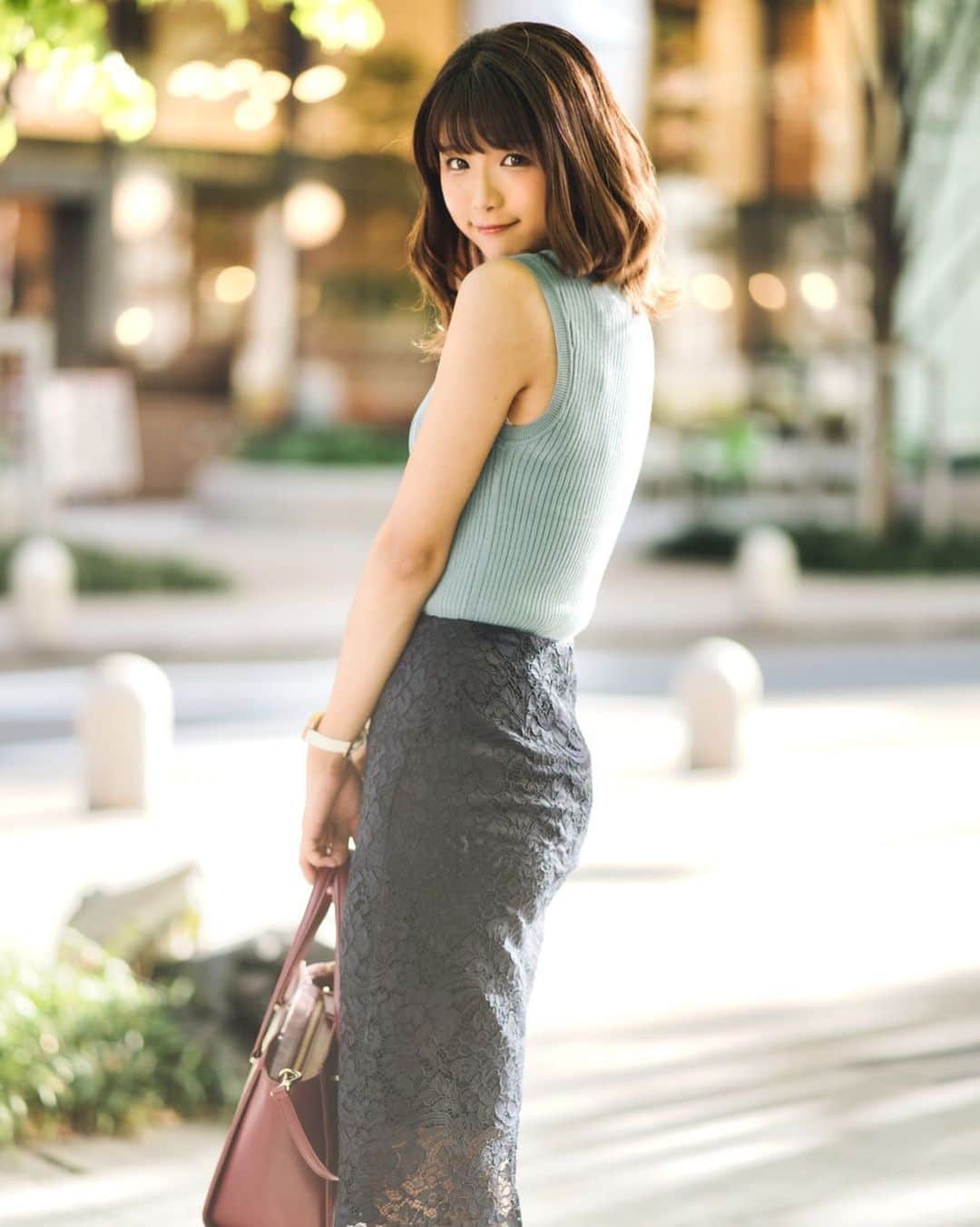 山本ゆうかのインスタグラム：「﻿ ﻿ ﻿ ﻿ 「待ってたよ」﻿ ﻿ ﻿ ﻿ ﻿ ﻿ (言ってみたい)﻿ ﻿ ﻿ ﻿ ﻿ #portrait #ポートレート #ポートレートモデル #美少女図鑑  #関西サロモ #撮影モデル #ビジョビ #被写体 #ポトレ女子 #フリーモデル #lovers_nippon  #何気ない瞬間を残したい  #オフィスカジュアル #儚くて何処か愛おしい様な  #ポートレートしま専科  #ガールズフォト#portraitphotography #olコーデ#photoshoot  #関西写真部share #東京カメラ部 #셀피 #데일리메이크업 #옷스타그램 #오오티디 #데일리룩 #日本的 #96년생 #GUコーデ #彼女感」