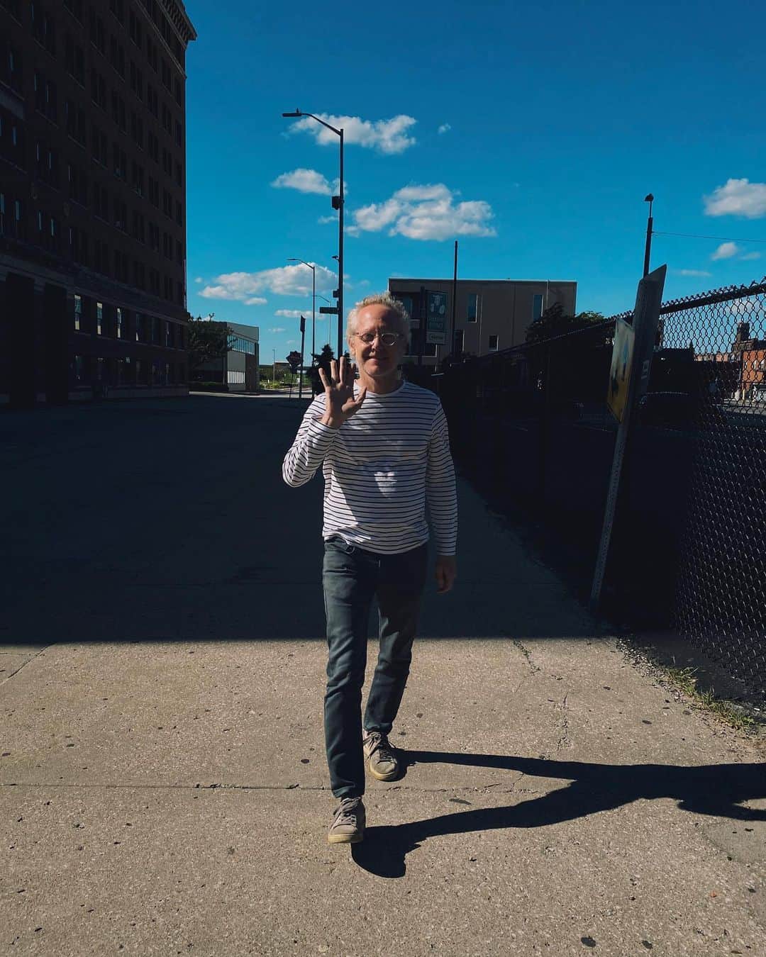 Robert Bingamanのインスタグラム：「Good to see my friends.」