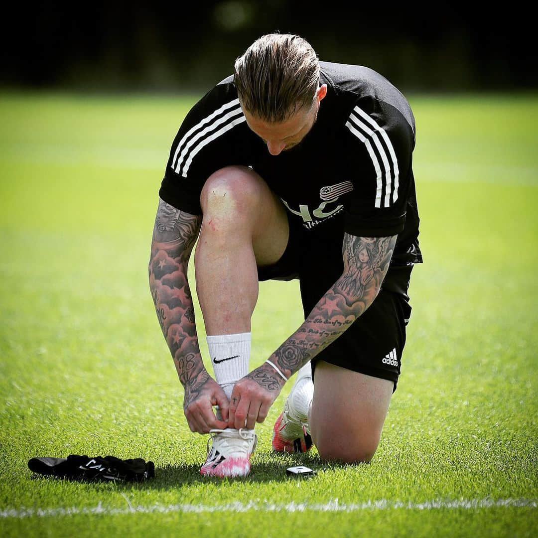 アレクサンデル・ビュットネルさんのインスタグラム写真 - (アレクサンデル・ビュットネルInstagram)「feels good to be back⚽️ #mls」6月12日 0時51分 - alexanderbuttner