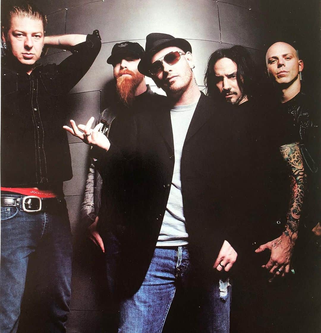 Stone Sourのインスタグラム：「Demo Session 24: Unfinished  The main riff for Unfinished had been rolling around in my head for awhile. I was able to flush out most of the idea with Jeremy Colson when we were at Sun Prairie Studios. It wasn’t until a year later when Corey came over and sang on it that it became a Stone Sour song. - @joshrandofficial  Click the link in our bio to listen now!」