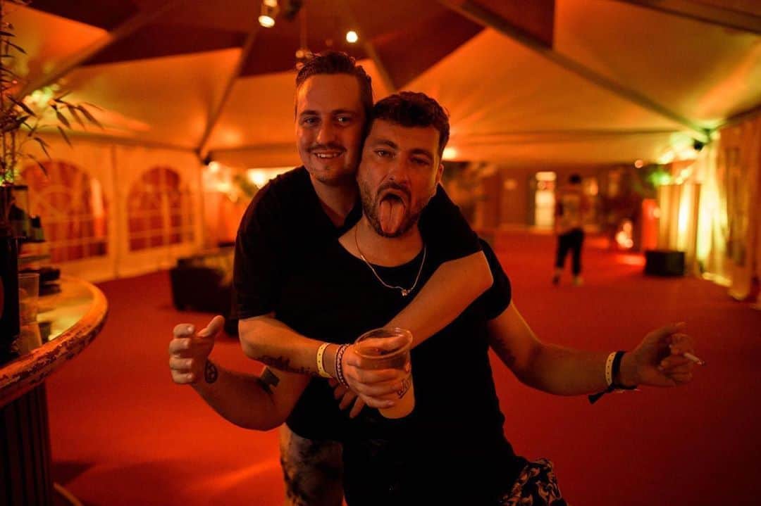のインスタグラム：「Proudly presents party professionals Dr. Robin Schulz and Prof. Marteria 📸 @philipp_gladsome  @marteria」