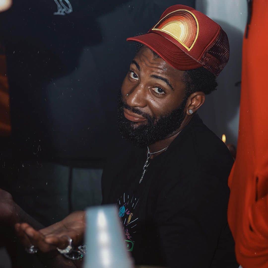 アンドレ・ドラモンドのインスタグラム：「Caption this 😂😂😂」