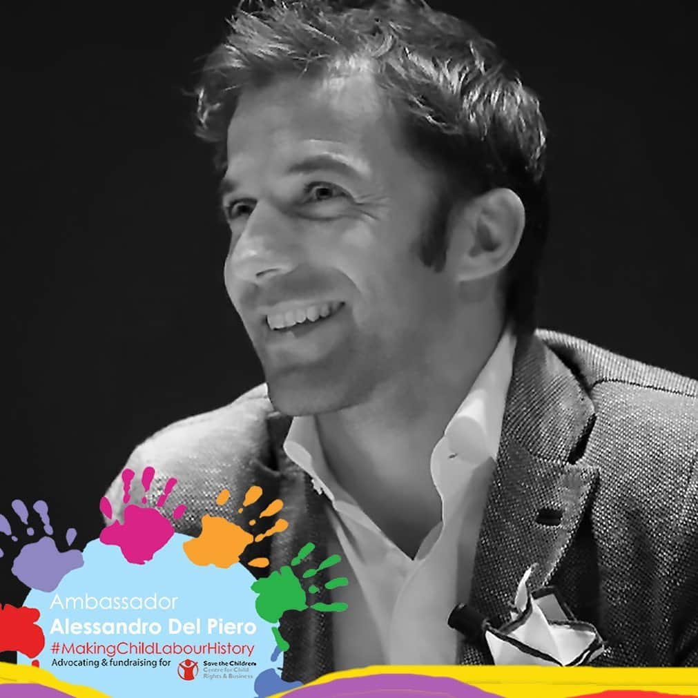 アレッサンドロ・デル・ピエロのインスタグラム：「Today is the International Day against Child labour, a major problem for an estimated 152 million children in child labour, 72 million of which are in hazardous work. In Italy, my home country, and in the rest of the world, there is the concrete risk that the number of children in absolute poverty will rise, as a result of the COVID-19 emergency. And children in need are more likely to get trapped in child labour. For these reasons, I stand with the initiative #MakingChildLabourHistory to support Save the Children in fighting against child labour all over the world. Please join me! @savethechildrenitalia @makingchildlabourhistory #alessandrodelpierochallenge」