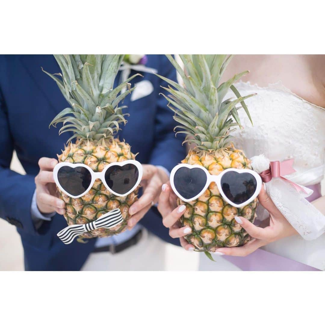 ハワイフォトウェディングのCheers Weddingさんのインスタグラム写真 - (ハワイフォトウェディングのCheers WeddingInstagram)「ハワイのフォトツアーならCheers Wedding ﻿ ﻿ オールド感溢れるハワイダウンタウンでの﻿ 素敵な撮影も可能です📷✨﻿ ﻿ Cheers Weddingでは、今だけ限定！﻿ 特別特典をご用意しています！﻿ ﻿ ***********************﻿ ﻿ 🍍緊急コロナ復活キャンペーン🍍 ﻿ *今回限りの特別特典*﻿ ﻿ 『アップグレード＄400分』﻿ プレゼント！﻿ ﻿ ※2週間前迄キャンセル・日程変更無料です。﻿ ﻿ ﻿ ※こちらのキャンペーンを適応される場合は、お申込みプラン料金が前払いとなります。﻿ お申し込みフォームにご入力いただいたクレジットカードにてご決済させて頂きます。 ﻿ ﻿ ※新規お申込み時限定特典です。 ﻿ ﻿ ※キャンペーンをご利用の際は必ずお申込み時にお伝えください。お申込み後の適用はお受け出来かねます。 ﻿ ﻿ ※他キャンペーンとの併用不可となります。 ﻿ ﻿ ※こちらのキャンペーンにつきましては、現状況による特別なキャンペーンとなっております。﻿ キャンペーンは予告なく終了する場合もございます。予めご了承くださいませ。﻿ ﻿ ***********************﻿ . 【お問合せ】﻿ https://www.cheerswedding.jp﻿ ☎︎0120-128-838﻿ 平日11:00〜19:00／土日祝10:00〜19:00﻿ ﻿ ***********************﻿ ﻿ ▼ウェディングパーク海外﻿ チアーズウェディングで検索﻿ ‭https://foreign.weddingpark.net/agentlist/100063‬/﻿ ﻿ ▼フルオーダーウェディングはこちら﻿ @cheers_wedding ﻿ ﻿ #チアーズウエディング﻿ #ハワイウエディング﻿ #フォトウェディング﻿ #リゾートウェディング　﻿ #フォトツアー﻿ #ハワイ旅行﻿ #ハワイ挙式﻿ #ハワイ婚﻿ #cheerswedding﻿ #hawaiiwedding﻿ #日本中のプレ花嫁さんと繋がりたい﻿ #ウェディングニュース﻿ #プレ花嫁　﻿ #卒花嫁﻿ #前撮り　﻿ #後撮り﻿ #ハワイ前撮り ﻿ #ハワイ後撮り﻿ #結婚準備﻿ #ハワイフォトツアー﻿ #ウエディングフォト﻿ #ハワイハネムーン﻿ #ハワイダウンタウン #ハワイアンシアター ﻿ #ウェディング撮影  #花嫁応援﻿ #花嫁応援企画﻿ #コロナに負けるな﻿ #コロナウイルスが早く終息しますように ﻿ #コロナ結婚式」6月12日 9時02分 - cheers_photowedding