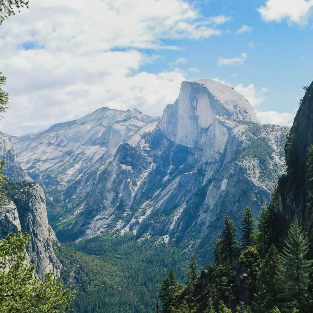 アメリカ内務省さんのインスタグラム写真 - (アメリカ内務省Instagram)「With thrills the size of Half Dome, Yosemite National Park in #California is one of our most famous and popular national parks. To increase recreational access while providing the public a reasonable opportunity to comply with health guidelines, starting today, #Yosemite implemented a temporary day-use reservation system. In the initial opening phase, the system will offer 1,700 vehicle passes each day and encourage people to spread out and recreate responsibly on the park's 800 miles of trails. Photo @YosemiteNPS by #NationalPark Service. #GreatOutdoorsMonth #usinterior」6月12日 8時55分 - usinterior