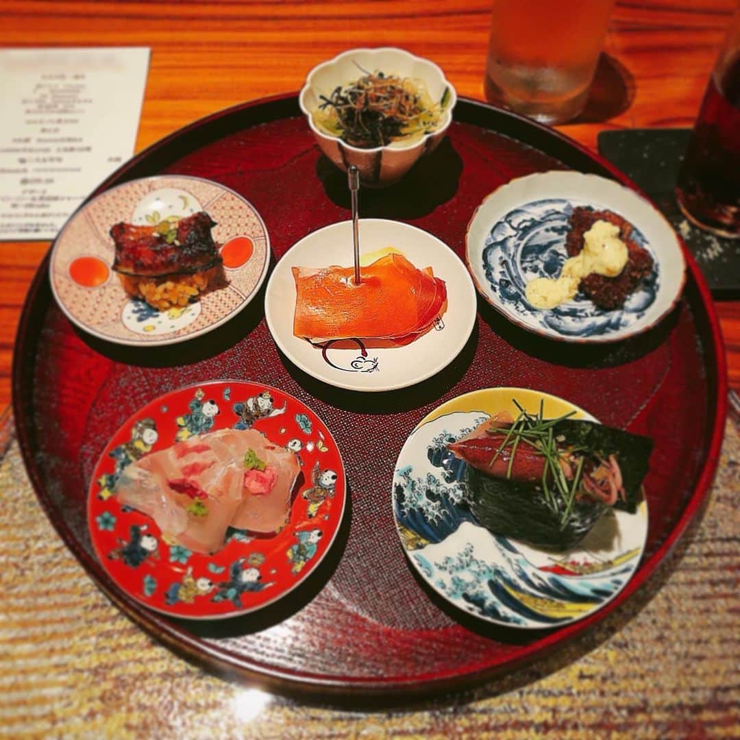 小峰みこさんのインスタグラム写真 - (小峰みこInstagram)「おいしかったごはんたち🤤 日本に生まれて良かった🇯🇵✨ #お魚の前菜 #トリュフの茶碗蒸し #たけのこの上にステーキ . #ご褒美ごはん #ごちそう #special #dinner #likeforlikes #instagood #japan #japanesefood #truffe #식사 #Makan #餐 #맛있는 #好吃 #Lezat #特殊膳食 #tokyo #旬の食材 #ステーキ #wagyu」6月12日 10時16分 - mico_19911201