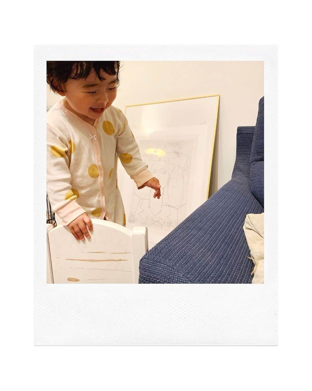 ジュジュさんのインスタグラム写真 - (ジュジュInstagram)「🍙が初めて朝、"まぁーまぁー"と呼んでくれた😭 . そんな記念日な投稿。笑 . 2020.6.12 . #🍙おにおに #1y1m #ママ記念日」6月12日 10時58分 - hiraka
