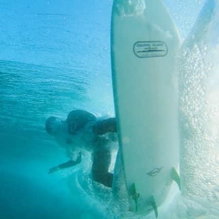 吉沢悠さんのインスタグラム写真 - (吉沢悠Instagram)「. . I wanna do surfing... . サーフィンにいきたい気持ちからか、夢の中で友とサーフィン行く約束していたのに、寝坊して行けなかったという謎の夢を見出した。 ． #surfing #surf #サーフィン  #dream #夢 #種子島 #surftrip  #channelislands  #nextlevel  #lifestyle」6月12日 11時51分 - hisashi_yoshizawa