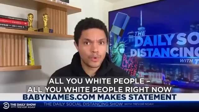 クレア・コフィーのインスタグラム：「do the work, y’all! (thank you, @trevornoah and @thedailyshow)」