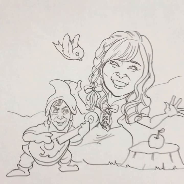 似顔絵★𝗚𝗢𝗥𝗜𝗞𝗜𝗡𝗚のインスタグラム：「. . @o.u.c2017 さんの、  似顔絵コンテスト用似顔絵⭐️✨ . . またまた自分で出しといて苦戦したお題。w 指原莉乃さん❣️✨ . . . とりあえず動画アレンジしたやつー⭐️✨ . . . 以前ハロウィンで 白雪姫コスプレ載せてたのみて 可愛かったので😎❤️ . . . そして隣には 自慢げに弾き語りをしている フットボールアワーの後藤さんwww. . . . . 指原さんといえば後藤さんがなぜかついてきちゃうwww . . .  次の投稿で エントリー用の完成画像載せまーす⭐️✨ . . . ❌❌現在は、予約受付終了してます❌❌ 。 . . .  2020年度ご予約のお客✨ 現在15番までの方へ案内中です🌟✨💕 DMの確認いただきgmailへ返信宜しくお願い致します🙇‍♀️🌟✨✨ . . . .  次回の予約応募は、2020年のご予約分を書き終える予定の 来年春から夏頃の、、、予定です。 ※あくまでも予定なので前後します🙇‍♀️ . . . .  オーダー再開の際には 人数制限あるため必ず予約ができるわけではございません。 そのことも踏まえた上で 次回ご検討いただけると嬉しいです(^^) . . また、結婚式の使用を考えてくださる方も多いです✨  前々からお伝えしていますが、 基本的に予約順に対応しているため、 近々の納期を希望される方は、 対応できないこともあるので、 あらかじめご了承ください💦 . . . . . ※今回予約が取れた方へ※ . .  写真がまだ用意できてない、入金が遅れそうなど、状況により、順番が前後することもございます‼️ あらかじめご了承ください。 。 . . . また、芸能人、キャラクターのオーダー、パロディ風オーダーはお断りしています。  芸能人については、ご本人様に直接プレゼントなどはOKです。 . . . . . . 💰料金表は過去投稿記事みてね❤💰 . . . . . ➡️ハッシュタグ⇨ goriking117料金表2019⬅️ . . ✨✨✨✨✨✨✨✨✨✨✨✨✨✨✨✨ @by.goriking のアカウントでは、 過去書かせて頂いたお客様方からの、 似顔絵のその後のお写真をいただき、 投稿しております^ - ^❤️❤️ 玄関に飾ってある似顔絵、 渡した瞬間のお写真、 ご本人とのお写真などなど💕 いろんな場面でのお写真お待ちしております^ - ^✨⭐️ . . . .  #似顔絵#pencildrawing#drawing#pencil#illust#painting#art#artwork#絵描きさんと繋がりたい#似顔絵師#gorikingの似顔絵屋さん#指原莉乃#さっしー#sashihararino #AKB#akb48#hkt48#フット後藤#フットボールアワー後藤#白雪姫#disny#disneyprincess#コスプレ#今夜くらべてみました #アイドル#comicart#anime#animeart#comicartist#animejapan」