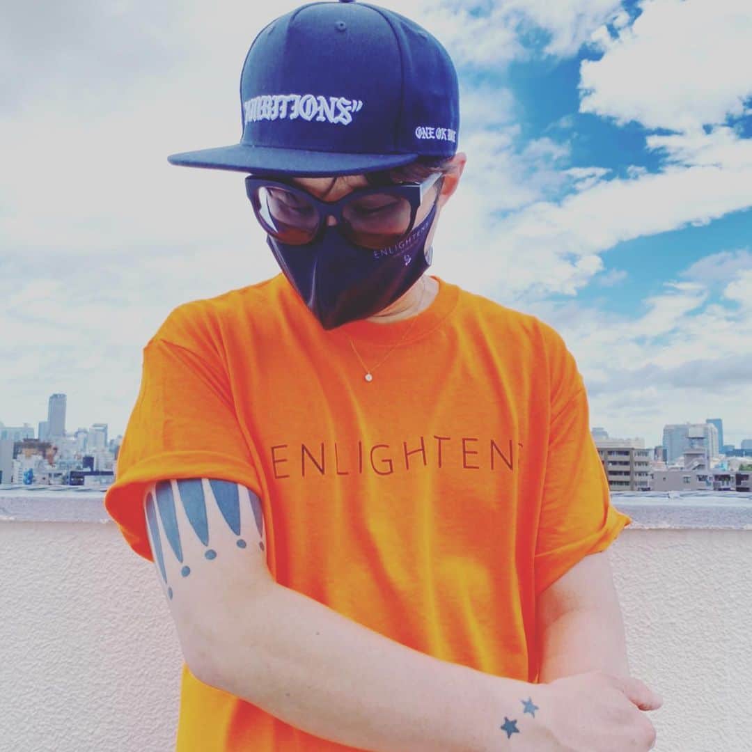 橋本塁さんのインスタグラム写真 - (橋本塁Instagram)「ENLIGHTENSのTシャツとマスクが良い感じ♬これからランニングにも活躍しますな♬ DRI-Vちゃんありがとー！ #dragonash #enlightens」6月12日 12時48分 - ruihashimoto