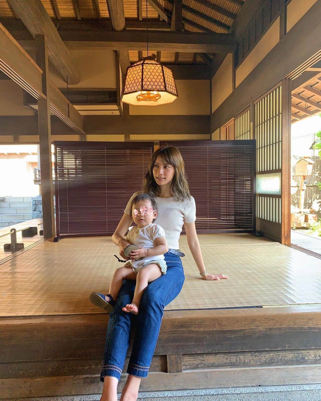 小屋春菜のインスタグラム：「梅雨入り。明けたらあっつーい名古屋になるね☀️ #名古屋　#女の子ママ」