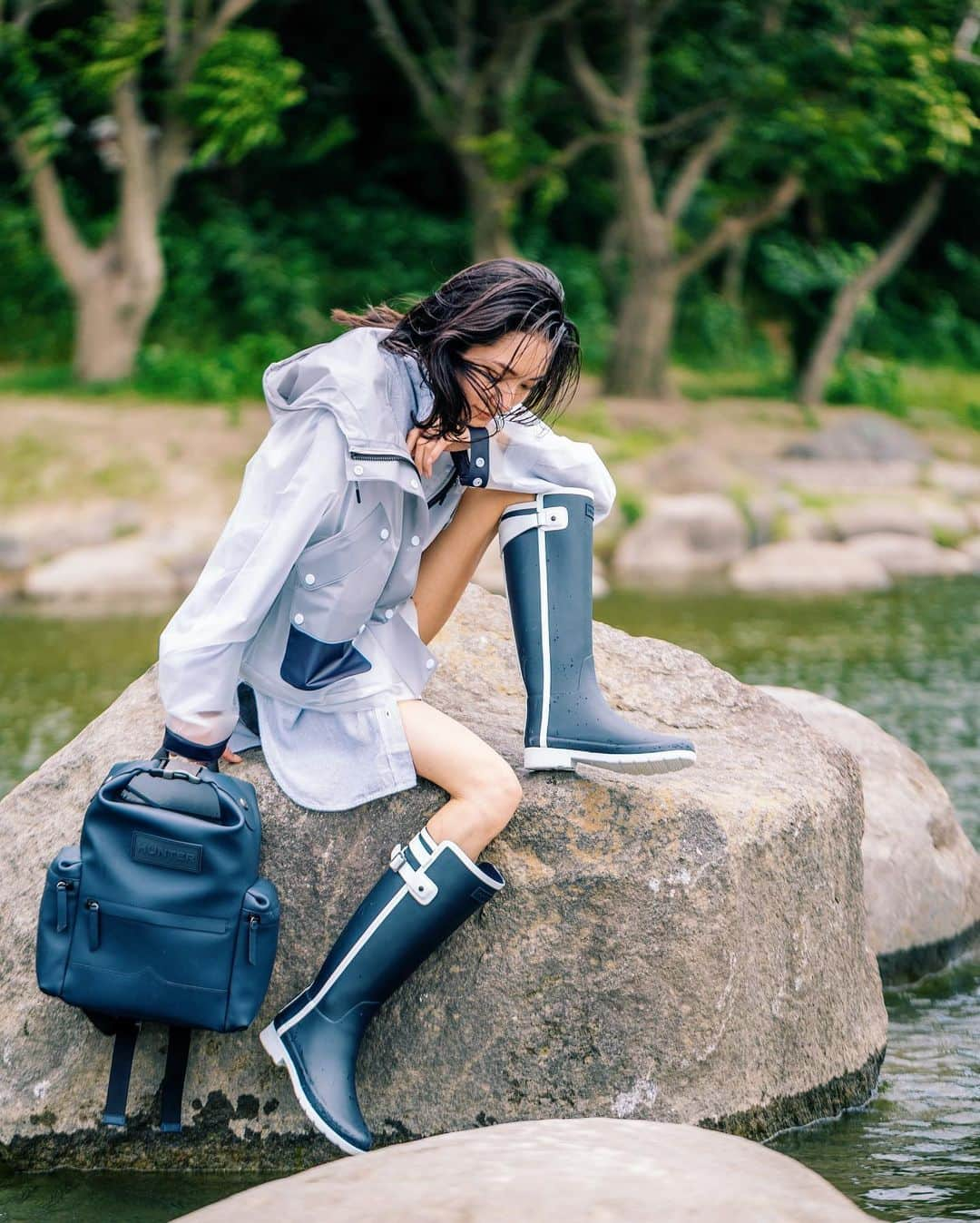 吉田沙世さんのインスタグラム写真 - (吉田沙世Instagram)「ready for the rainy season ?🌂💜 @hunterboots #hunteroriginal」6月12日 13時41分 - sayobaby