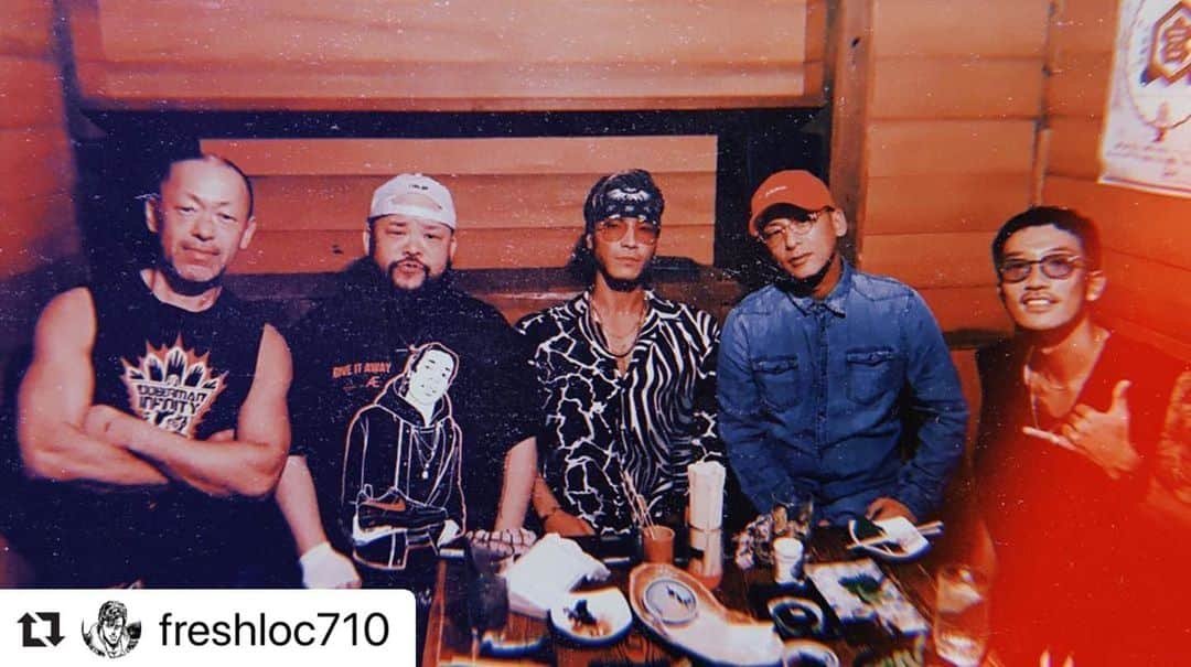 KAZUKIさんのインスタグラム写真 - (KAZUKIInstagram)「いや…本当に嬉しいです🥺 #Repost @freshloc710 with @make_repost ・・・ HOODLOVE  この日から始まったstory 聞いてくれたかな？  まずは参加してくれた @di_kazuki_official @kji_official にでっかいLOVEを!!!! ・ ・ カズキは俺に改めて音楽の素晴らしさ楽しさを教えてくれた、本当に才能のある逸材。 カズキの人となりが、あの素晴らしい歌声が、また俺の心に火を灯してくれた。 大袈裟じゃなく、日本の音楽業界を揺るがせる存在だと思うし、もちろん今後も一緒に音楽やりたい。でも何より一緒に遊びたいって思える超ナイスな男くせぇ奴💯  ケンジさんは言うまでもなく、俺の岐阜の兄貴。 Realを貫いてきたからKJIだからこそ吐き出せるRealな言葉。 この人の存在と言葉なくしてこの曲は作れなかったよ。 一緒に苦楽を共にした、かけがえのない存在(ここで言えない事あり過ぎて😂) ・ ・ そんな2人のHOOD、いつも俺を迎え入れてくれる0574にもLOVEを！  もちろん @wamu_gh @yyyoooiiiccchhhiii この2人もHOODLOVEに欠かせないElementsです🤝  下手くそな生き方しかできない、俺達の飾らない愛を聴いてください👍🏽 ・ #HoodLove #kazuki #dobermaninfinity #kji #ghrecords #nato #freshloc」6月12日 13時46分 - di_kazuki_official