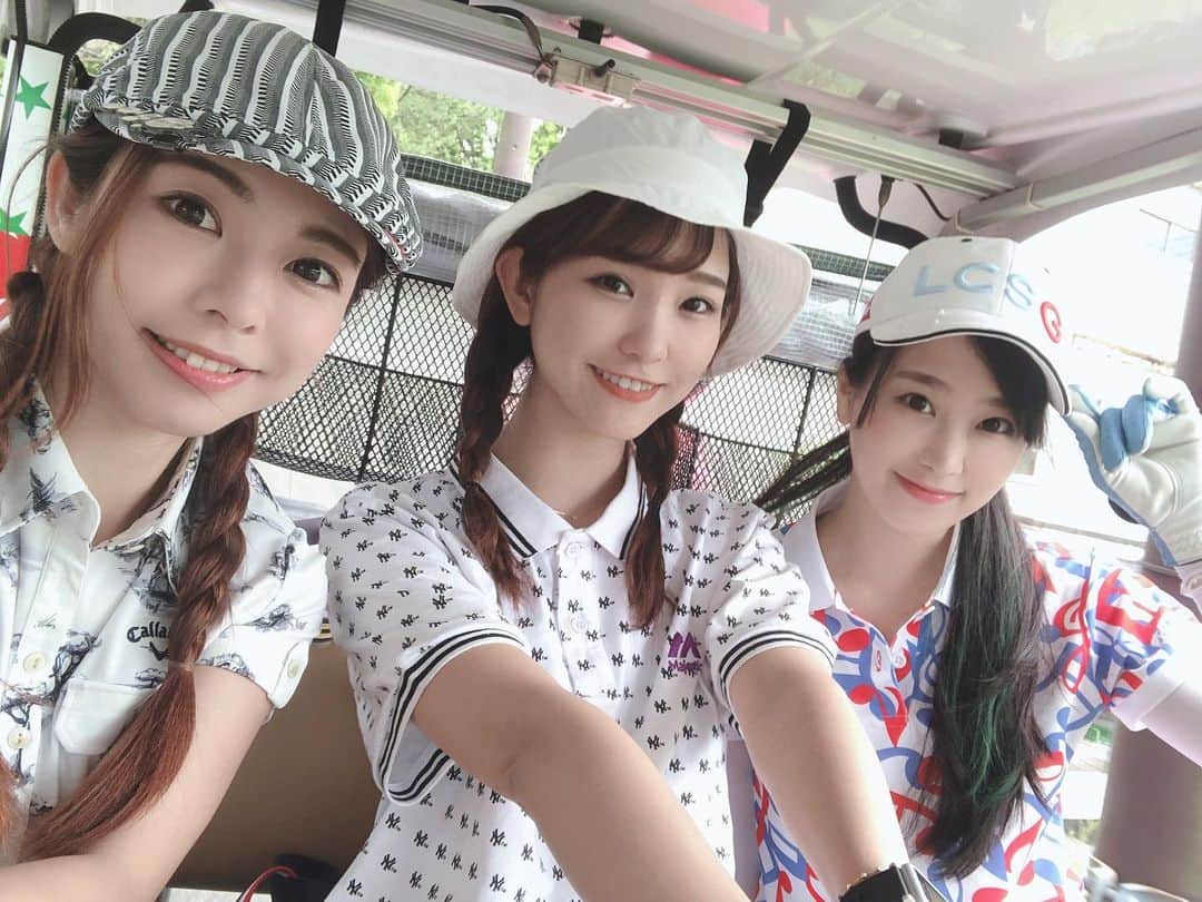 神崎美羽のインスタグラム：「今日は練習ラウンド⛳️ 鎌倉パブリックゴルフ場にきたよー！  #golf #ゴルフ　#ゴルフ女子　#golfstagram #golfswing #golflife #golfwear #golfgirl #golftoday #GT birdies #鎌倉パブリックゴルフ場」