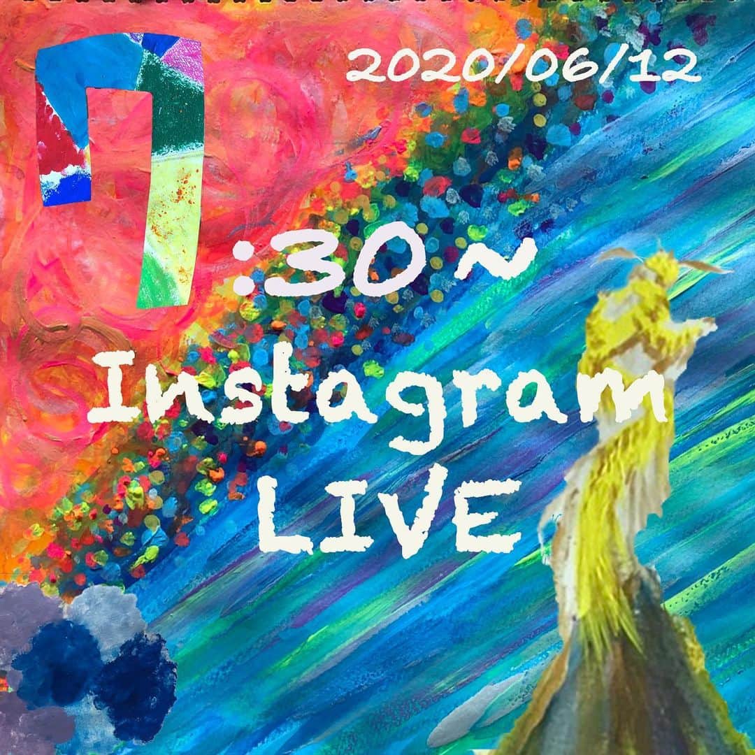 アキ（荒木良明）のインスタグラム：「今晩7時30分から、吉本新喜劇桜井くんとインスタライブです🎵  朝から3時間くらい子どもと絵をかいてたけど、僕のは世に出せるものはなく。切り貼りの黄色いのだけ、僕が描いたもの。  #娘作 #切り貼り」