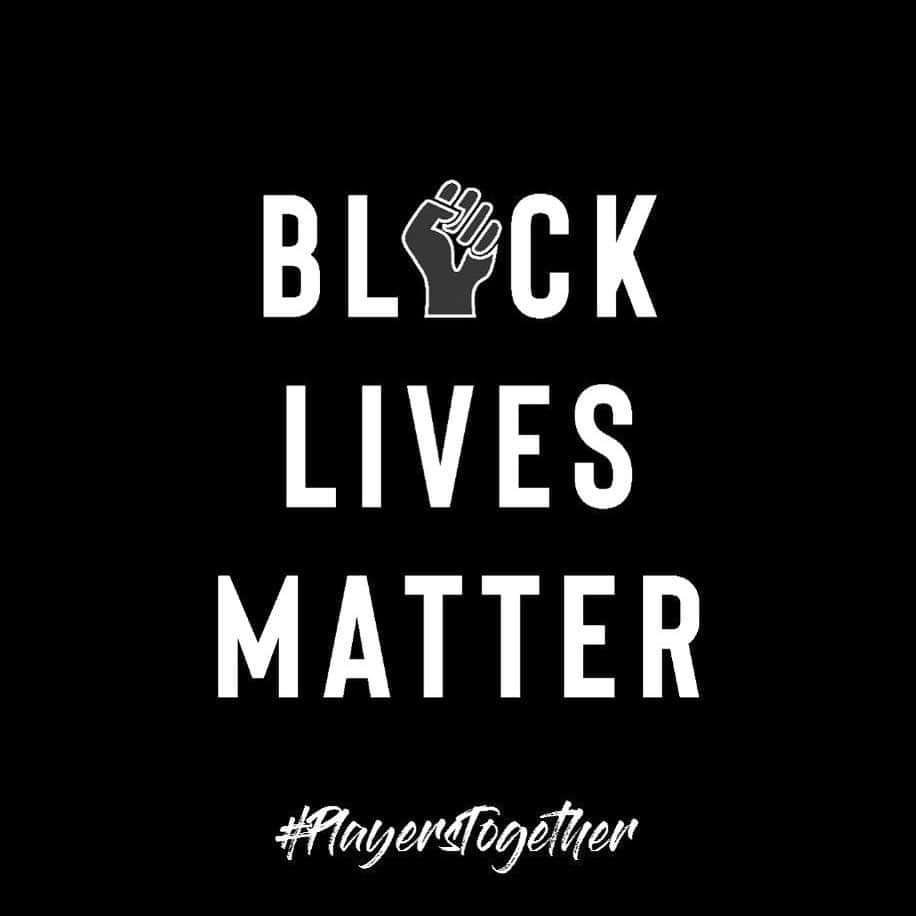 フェルナンジーニョのインスタグラム：「We, the Players, stand together with the singular objective of eradicating racial prejudice wherever it exists, to bring about a global society of inclusion, respect, and equal opportunities for All,  regardless of their colour or creed. This symbol is a sign of unity from all Players, all Staff, all Clubs, all Match Officials and the Premier League #blacklivesmatter #playerstogether」