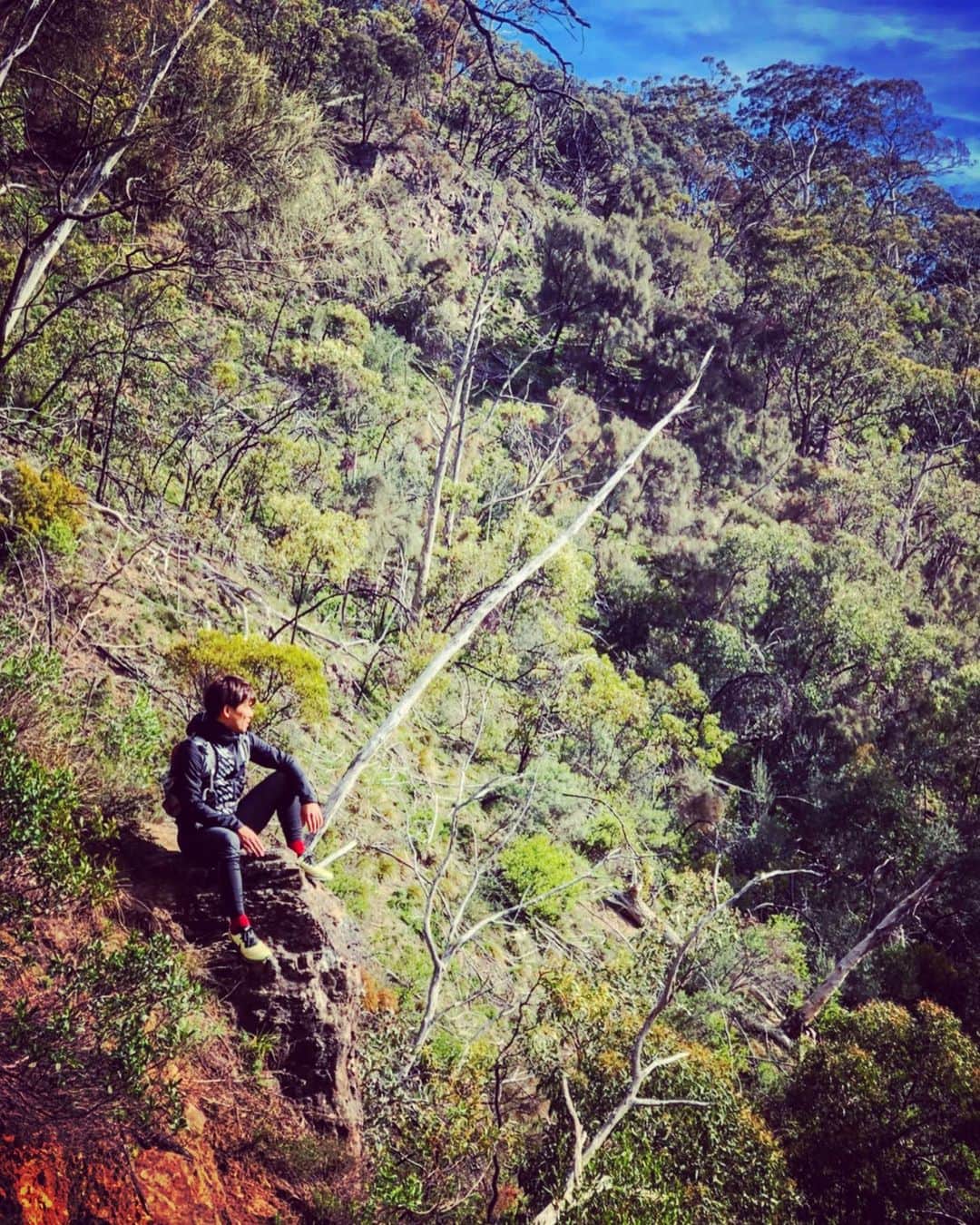 土井雪広のインスタグラム：「山が気持ちいい季節です😎  #trailrunning」