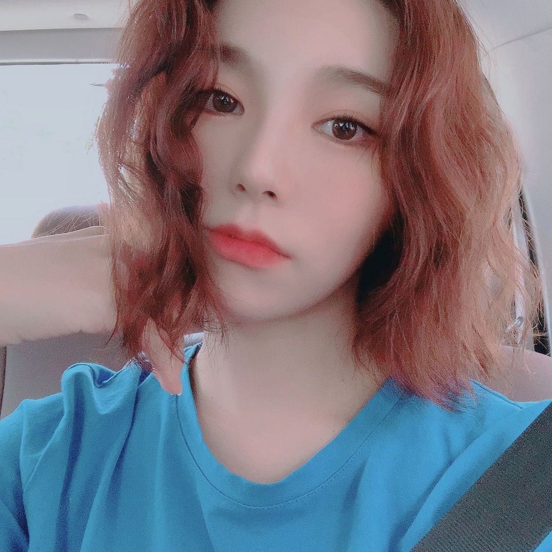 ソヨンのインスタグラム：「👊🏻」