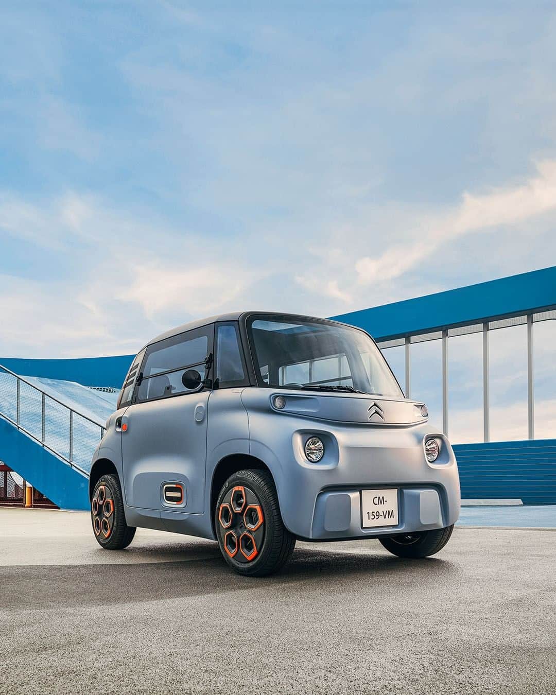 Citroënのインスタグラム：「Meet the mask-free face of electric urban mobility, Citroën AMI-100% ËLECTRIC. #CitroënAmi #ËLECTRICforAll #InspirëdbyYouAll #Mobility #UrbanMobility #Urban #Car #Instacar #CarofInstagram #Lifestyle #Electriccar #ElectricVehicle #Design #City」