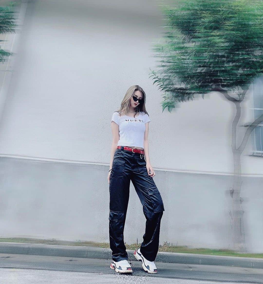 Sakiさんのインスタグラム写真 Sakiinstagram 𝙎𝙩𝙧𝙚𝙚𝙩 𝘾𝙤𝙙𝙚 ストリートファッション ファッションコーデ ストリート系女子 ストリートファッション ヒップホップ ギャル メイク Instagramfashion Streetfashion Guess Balenciaga