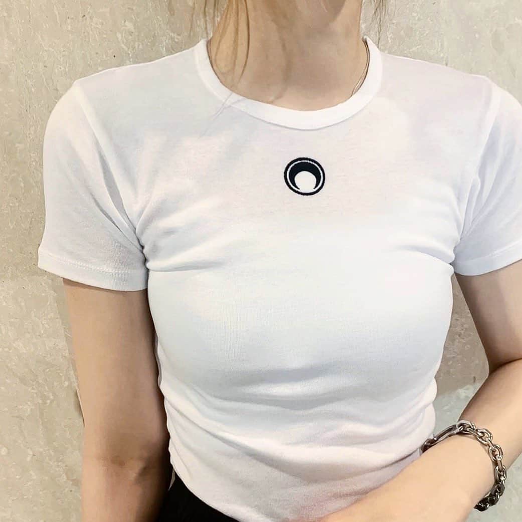 原涼香のインスタグラム：「chibi tee 👅 ☾ @marineserre_official」