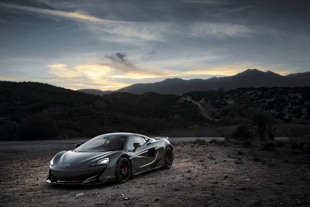 McLaren Automotiveさんのインスタグラム写真 - (McLaren AutomotiveInstagram)「The ‘Longtail’ ethos permits us to push the envelope. To create the most thrilling and exhilarating road-legal model in the Sports Series. One worthy of the revered LT name. Brave engineering has led to the unique top-exit exhausts. They have an incredible soundtrack. A distinct aesthetic. And offer a substantial weight saving on the 600LT.」6月12日 20時02分 - mclarenauto