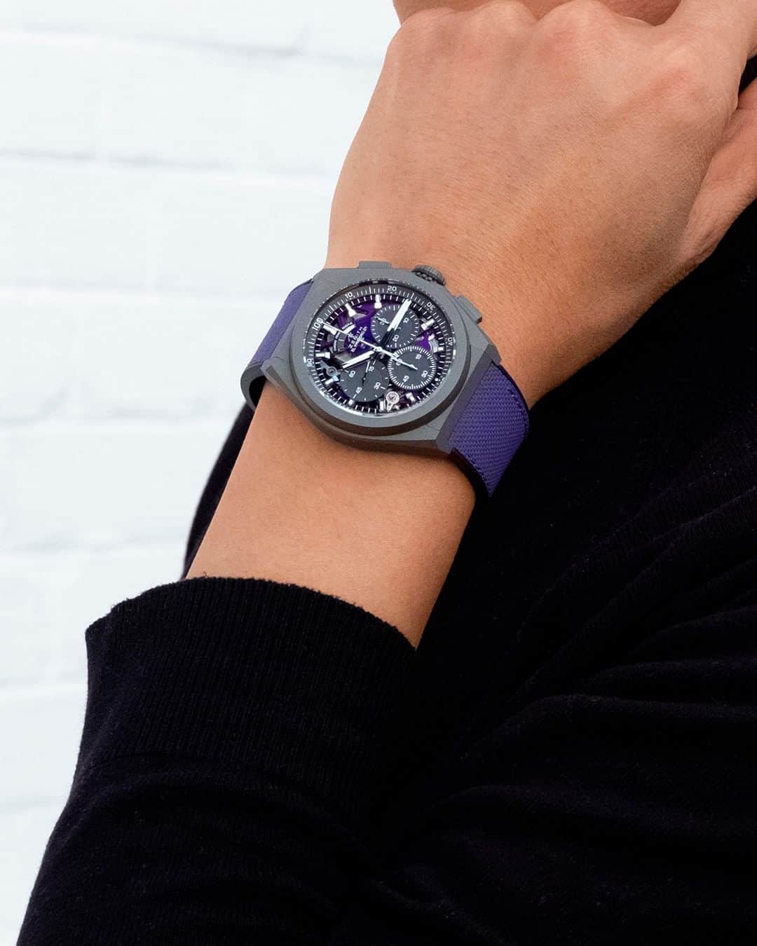 ゼニスさんのインスタグラム写真 - (ゼニスInstagram)「#Ultraviolet: Once upon a time, violet was the rarest and most prized color dye for textiles. Now, it’s arguably the rarest color in watchmaking, and Zenith is the first to treat an automatic high-frequency chronograph calibre in its regal tones.  #Zenith #ZenithWatches #Watches #Watch #Watchesofinstagram #Watchfam #WatchoftheDay #Luxury #WatchAddict #Watchcollector #Horology #DailyWatch #ElPrimero #Chronograph #Defy21 #Purple」6月12日 21時00分 - zenithwatches