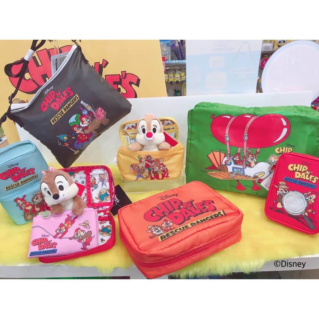 のインスタグラム：「明日からいよいよ発売🐿 写真は#キデイランド原宿店 です  #ChipnDaleRescueRangers　 #レスキューレンジャー  #レスキューレンジャーズ  #GadgetHackwrench　#ガジェット #MontereyJack　#モンタリージャック #Chip　#チップ #Dale　#デール #chipanddale  #チップアンドデール  #チップとデール  #チプデ  #🐿🐿 #Disney #ディズニー #kiddyland #キデイランド #キデイランドオリジナル  #キデイランドオリジナルデザイン  #omotesando #表参道 #原宿」