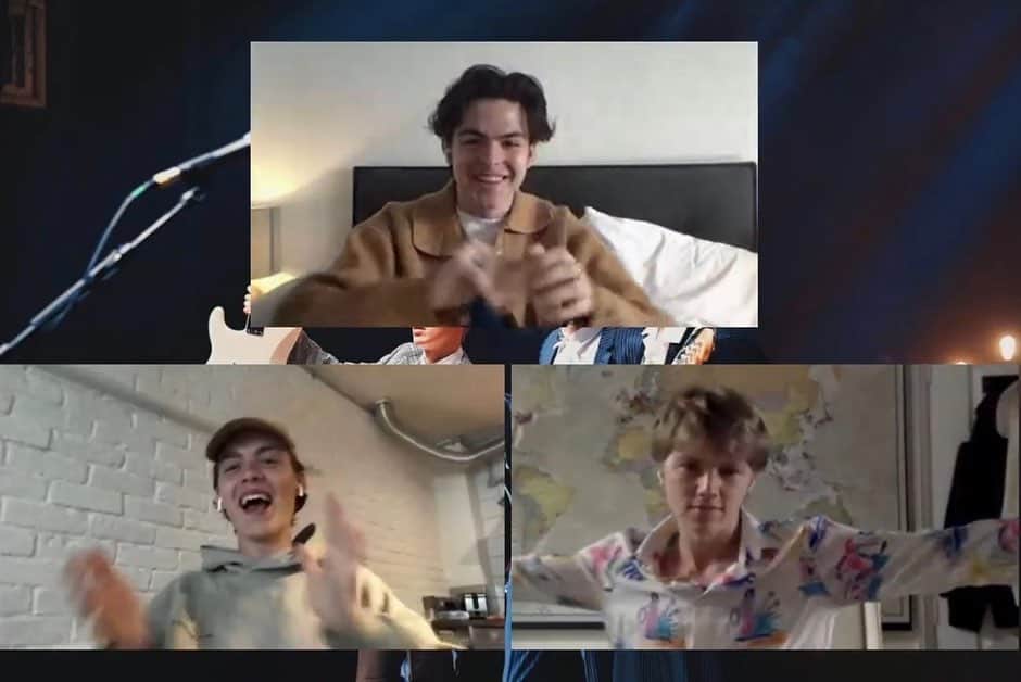 New Hope Clubさんのインスタグラム写真 - (New Hope ClubInstagram)「Look what George found during the live stream 😂 let’s do it again sometime? #nhcrewind」6月13日 2時32分 - newhopeclub