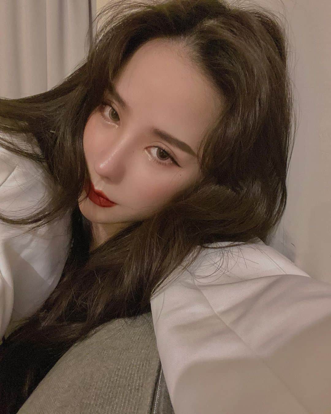 Abby Chenのインスタグラム：「年輕時做事求急求快 現在反而不疾不徐挺好的 很感謝老天給了我一個很美好的時間 與自己相處重新認識找回自我🤍」