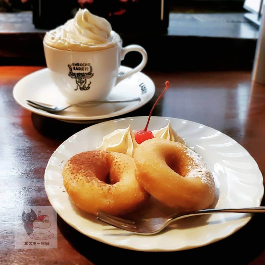 ミスター黒猫（黒猫仙人）のグルメインスタ