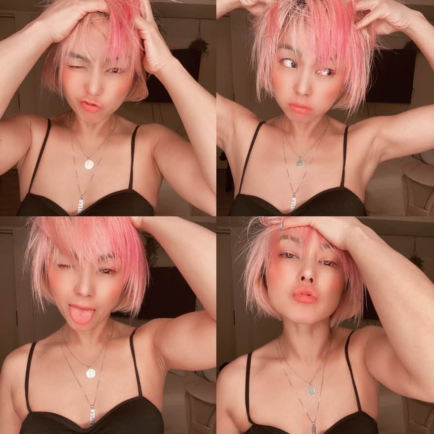Nazukiのインスタグラム：「🤍 𝕃𝕀ℕ𝔼 ℕ𝔼𝕎 𝕀ℂ𝕆ℕ 🤍﻿ ﻿ ONの自分もOFFの自分もたくさん知って、自分を大切に✨✨﻿ ダメなとこの自分も否定せずにまずは受け入れる事が大切✨✨﻿ ﻿ #myphoto #selelove﻿ #photo #mylife #自己肯定感 ﻿ #セルフラブ　#newicon﻿ #icon #line﻿」