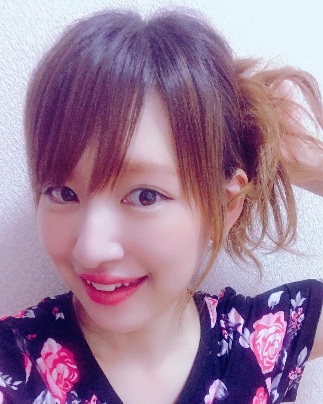 小野晴香さんのインスタグラム写真 - (小野晴香Instagram)「即席だんご 👶  今日もたくさんありがとう！✨ 物販不具合でごめんね 最初から“SOLDOUT”のモノもあったみたいなので そちらはまた次週出させていただきます🙇‍♀️ そして！ 再来週26日の配信では 平田璃香子ちゃんが遊びに来てくれます！ りかこおおおお❣️ りかことコラボ配信 お見逃しなくね✨🍭 ではまた来週〜！ #今週もお疲れ様 #今日もありがとう #enjoyhome #晴金」6月12日 22時16分 - haaa_ho
