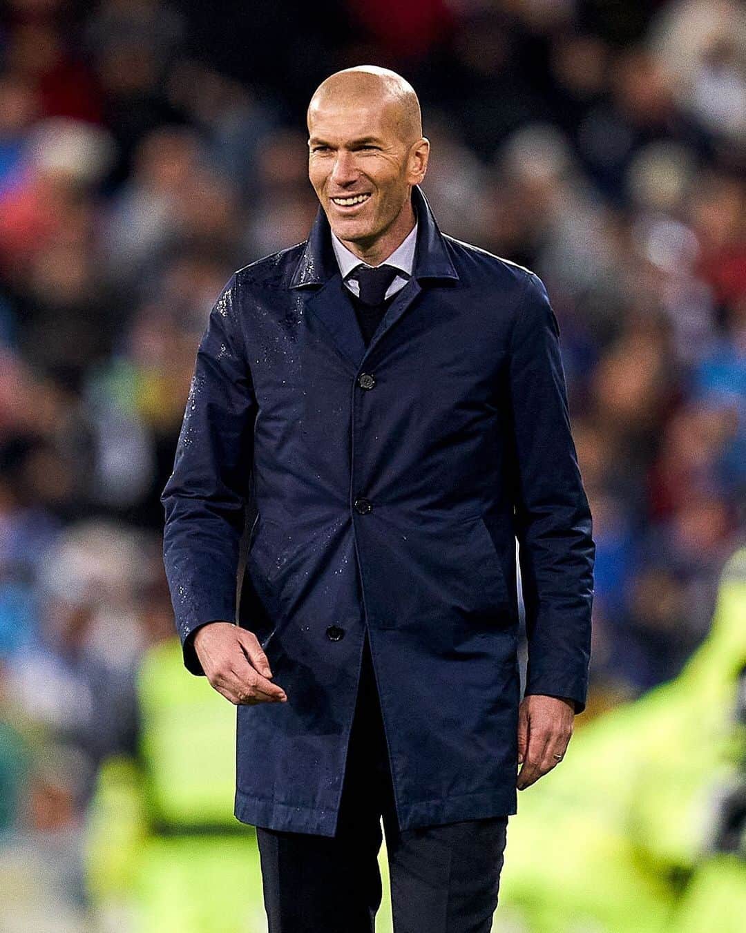 レアル・マドリードさんのインスタグラム写真 - (レアル・マドリードInstagram)「👔 @Zidane will manage @RealMadrid for the 200th time on Sunday! 😃 Zidane cumplirá ante el Éibar 200 partidos al frente del Real Madrid. - 💫 3x @ChampionsLeague 🌐 2x Club World Cup 🌍 2x UEFA Super Cup 🏆 1x @LaLiga 🇪🇸 2x Spanish Super Cup #HalaMadrid | #RealFootball」6月12日 22時52分 - realmadrid