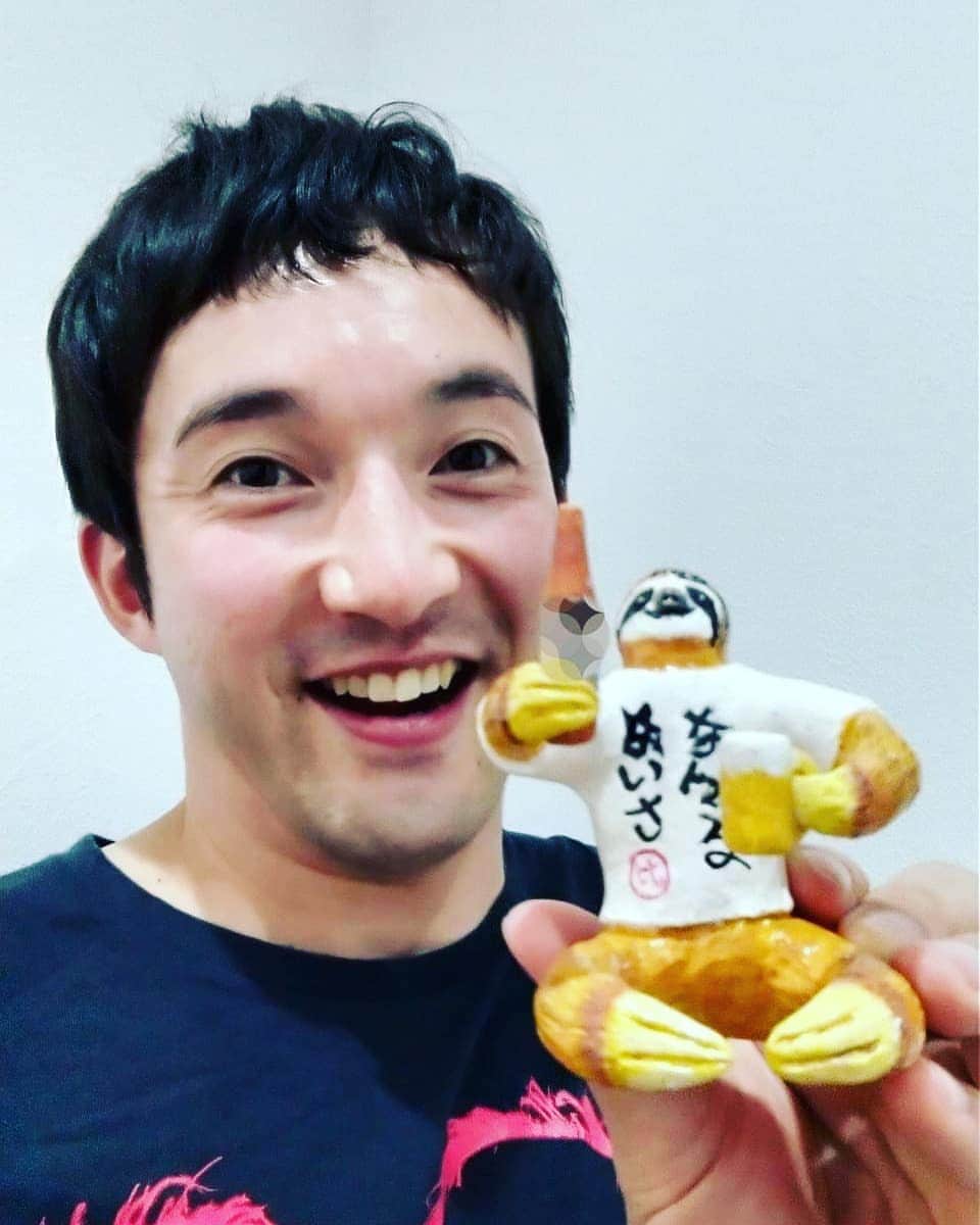 浅利陽介のインスタグラム：「#沖縄からやってきた #なんくるさん  #まなみーありがとーっ #大事にします」