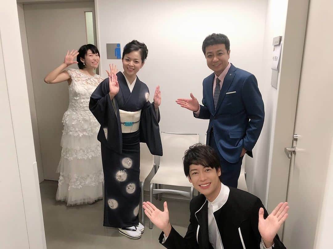 松阪ゆうきのインスタグラム：「久しぶりにステージで歌う感覚🎤  中山秀征さんのラジオ番組📻ニッポン放送『中山秀征の有楽町で逢いまSHOW』の収録がありました。  秀さん、石原詢子さん、森山愛子さんと。  いつもならお客様がいらっしゃるけど、今回まで無観客収録。そこは残念でしたが...歌える事の喜びと、久しぶりの緊張と、色んな想いが込み上げてきました。  出演者の皆様、スタッフの皆様、パワーを送って下さった皆さま。ありがとうございました💕  7/12,19(日)朝5:30〜OA (J-COMご加入の皆様には8月に映像を放送予定)  そして今日は、 12:00〜 NHK BSプレミアム 『新BS日本の歌』再放送  TBSラジオ📻『明日へのエール』21:00〜  その前に少し🤏15:00〜 『大沢悠里のゆうゆうワイド』にも出て来るかも！？ お楽しみに💕ゆうき  #ニッポン放送  #中山秀征の有楽町で逢いまshow #tbsラジオ #明日へのエール #大沢悠里のゆうゆうワイド土曜日版 #中山秀征 さん #石原詢子 さん #森山愛子 さん」