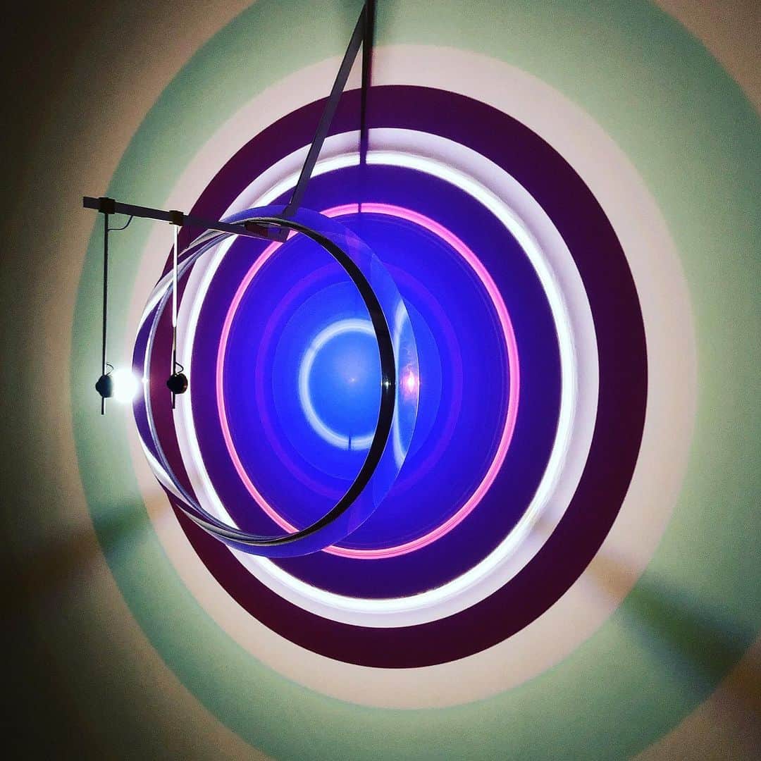 西山由のインスタグラム：「“ Beyond-human resonator “ par Olafur Eliasson.」